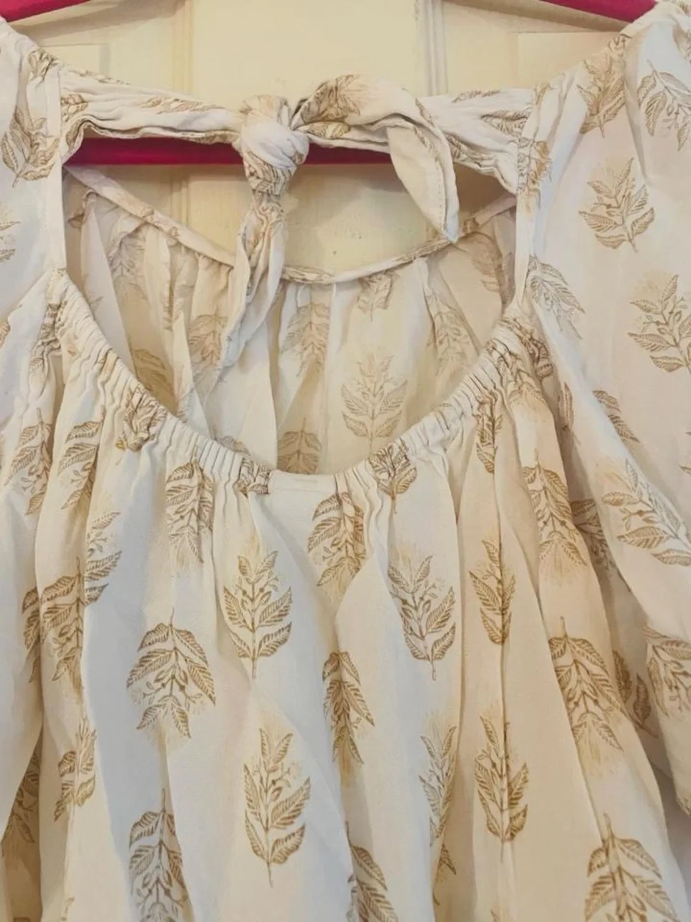 Old Navy Gold Leaf Peasant Blouse Off Shoulder Puff Sleeve Bow Back Small
